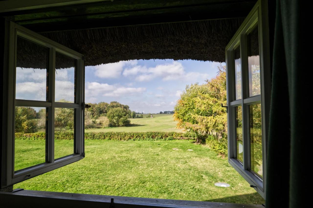 Reetdachhaus Mit Grossem Garten Und Kamin Marlow Kültér fotó